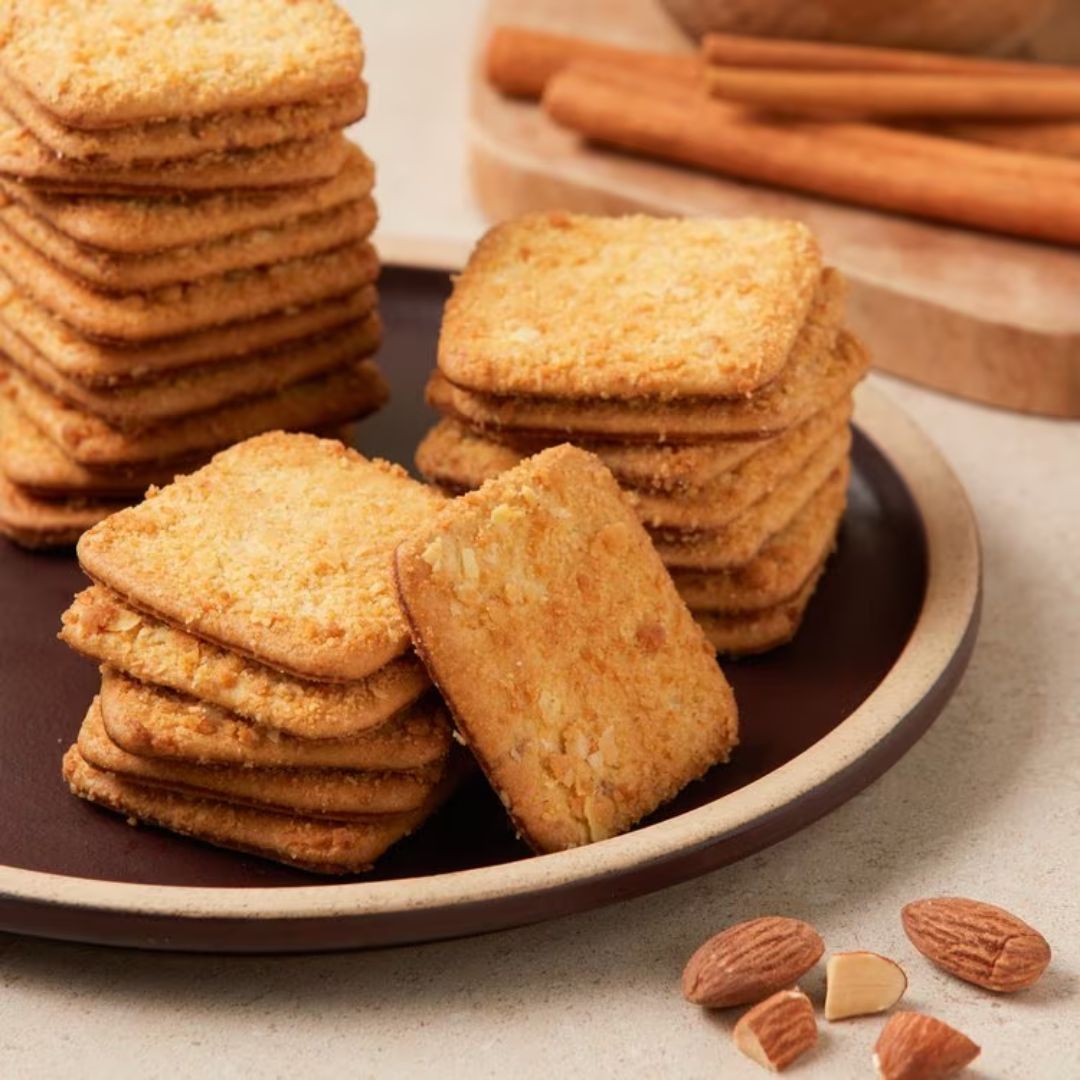 Crown Soboro Crackers (Banh Ngot Hanh Nhan)