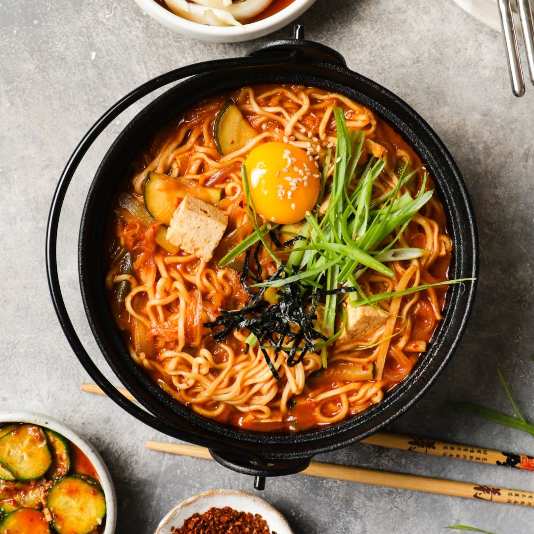 Omori Kimchi Jjigae Ramen 4 packs of 160g (Mi Goi)