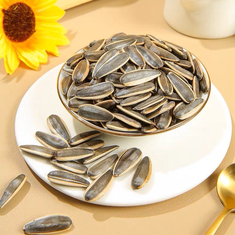 ChaCha Sunflower Seeds Spiced 228g (Hat Huong Duong)